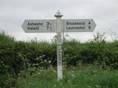 upcott Cross